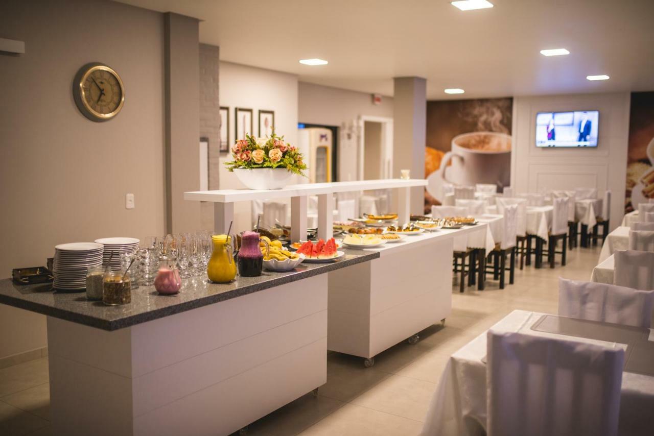 Hotel Iomere Luaran gambar
