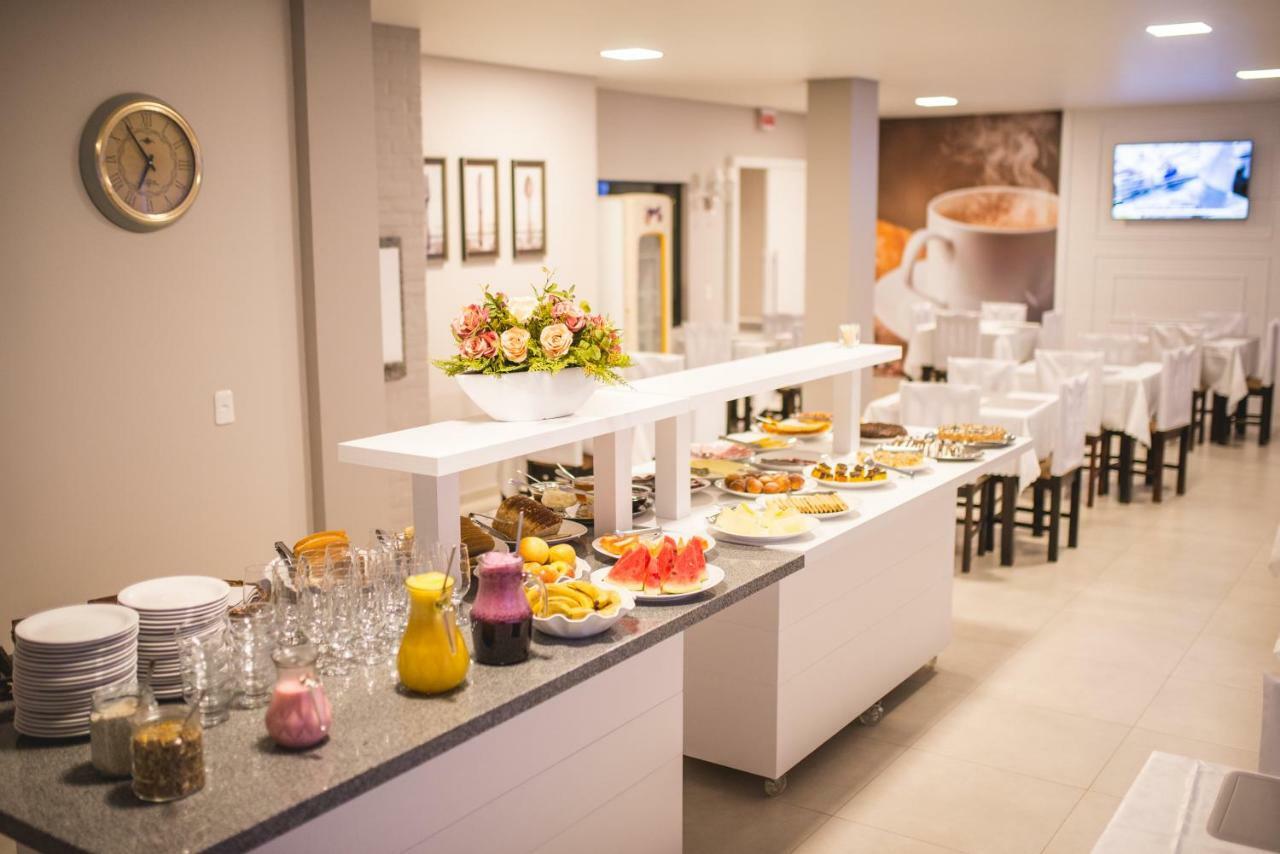 Hotel Iomere Luaran gambar